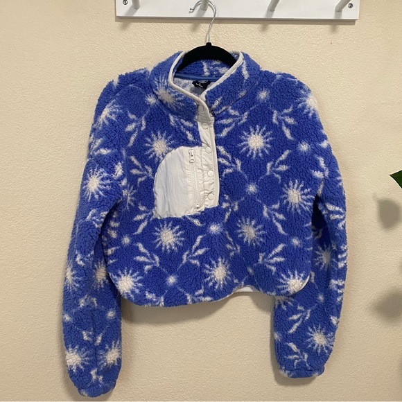 Pacsun Sherpa Fleece Pullover Snowflake Tile Half Snap Sweatshirt - Picture 2 of 2